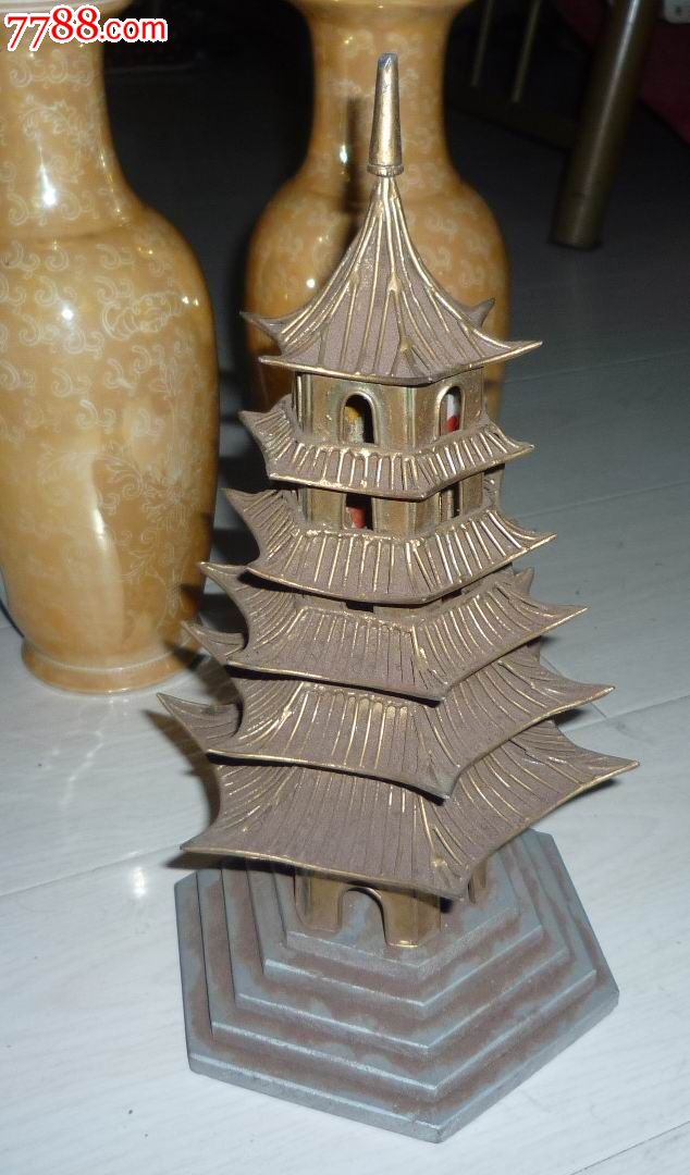 怀旧经典收藏金属制作玲珑宝塔