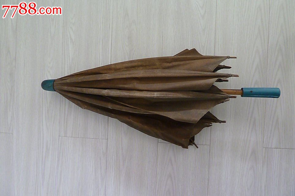 文革油布雨伞一把